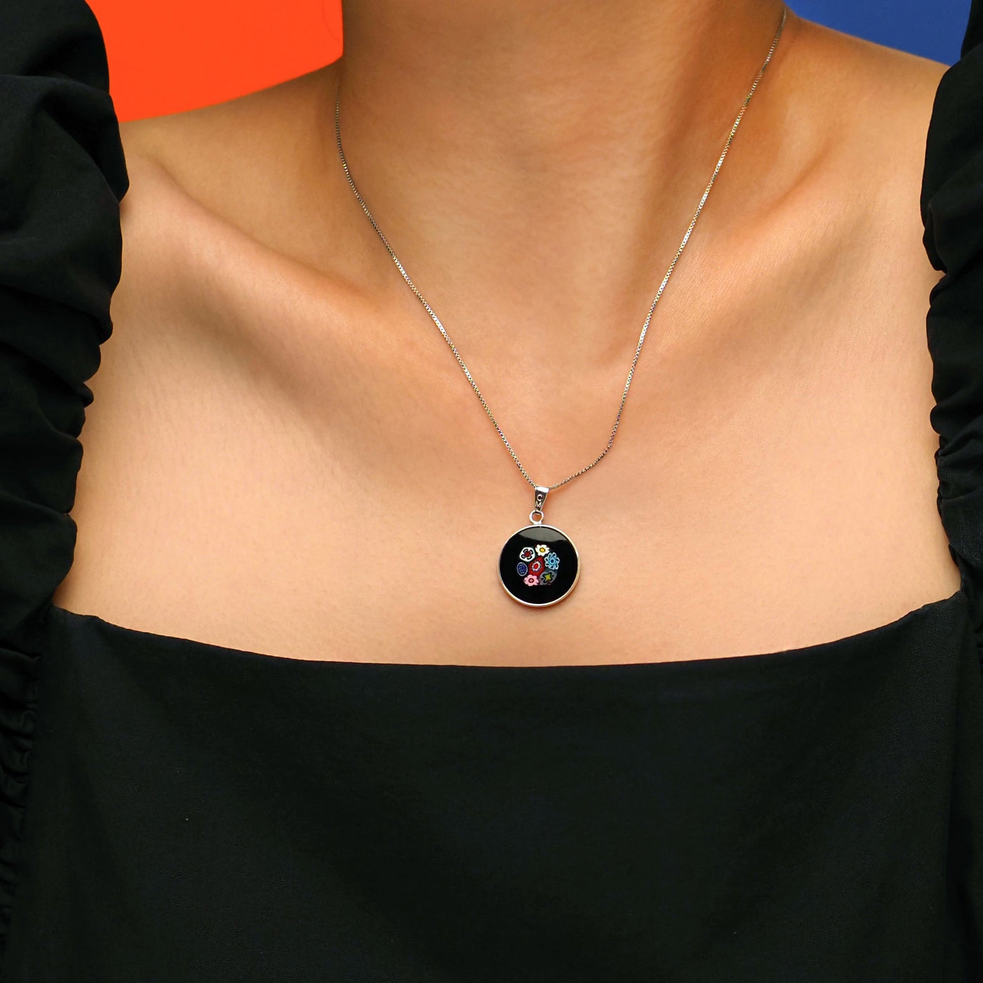 Bouquet in Bloom 黑色吊墜頸鏈 - 18mm - 吊墜頸鏈