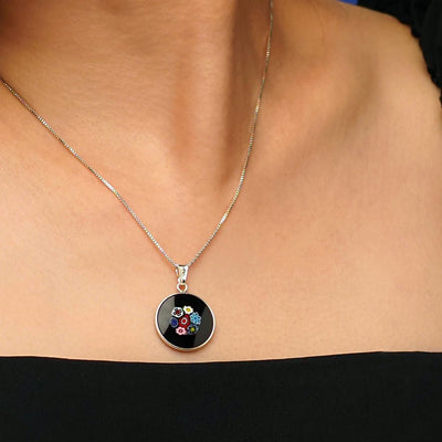 Bouquet in Bloom 黑色吊墜頸鏈 - 18mm - 吊墜頸鏈