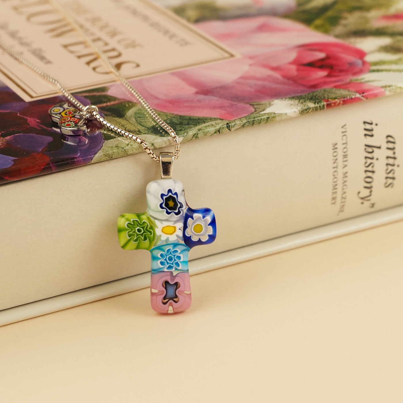 Cross in Bloom 十字架吊墜頸鏈