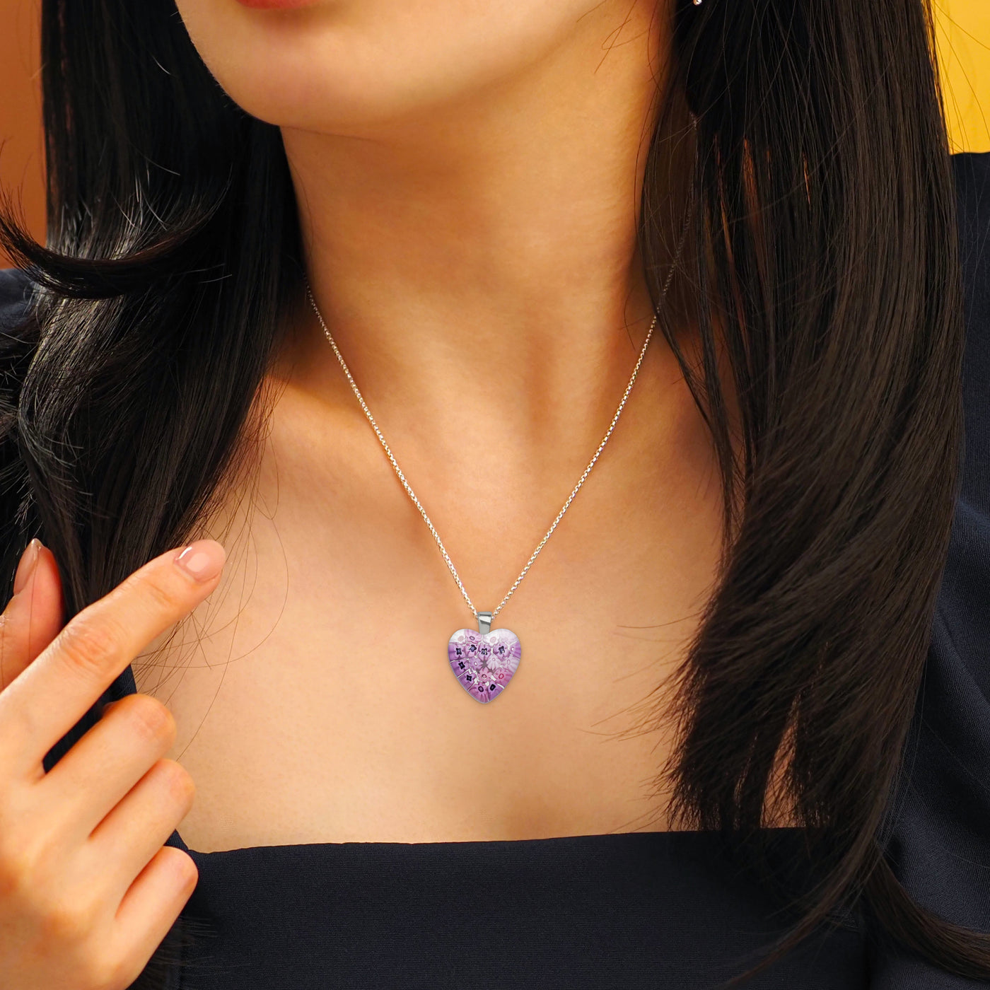 Pink in Bloom 粉紅心形頸鏈