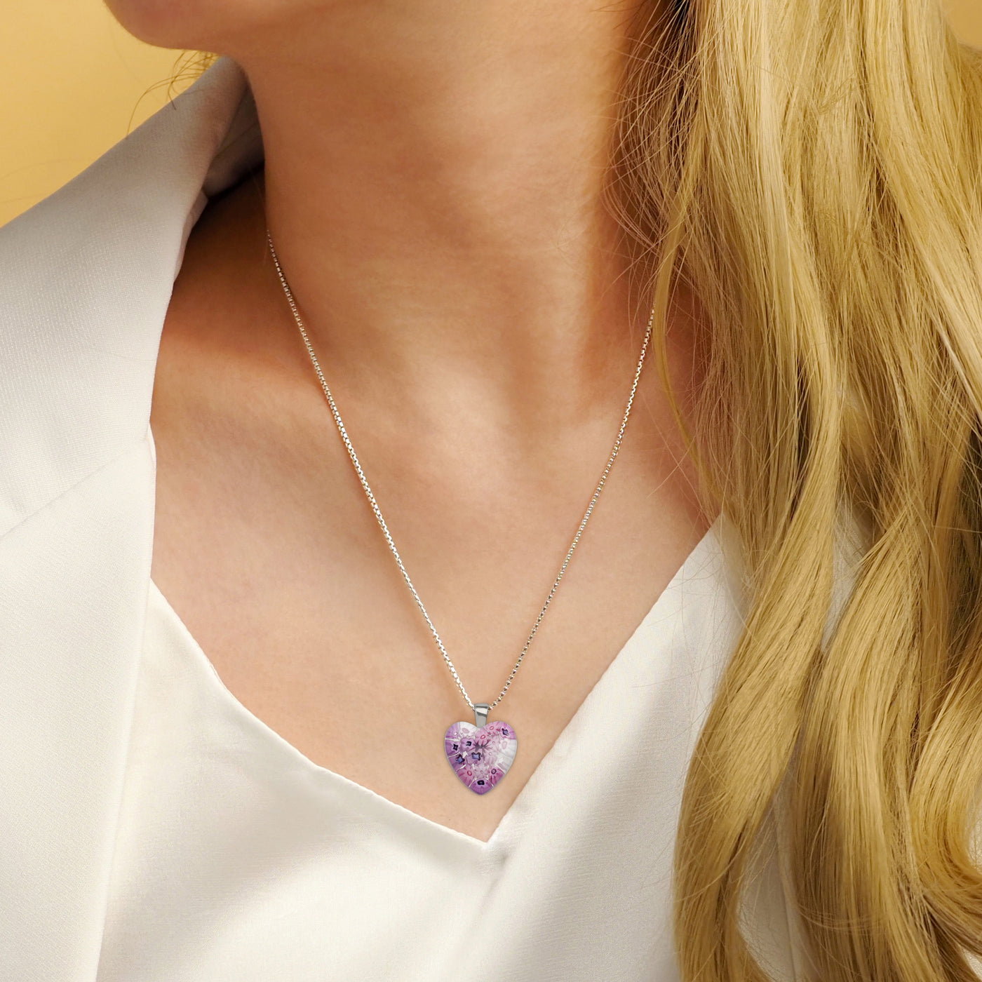 Pink in Bloom 粉紅心形頸鏈