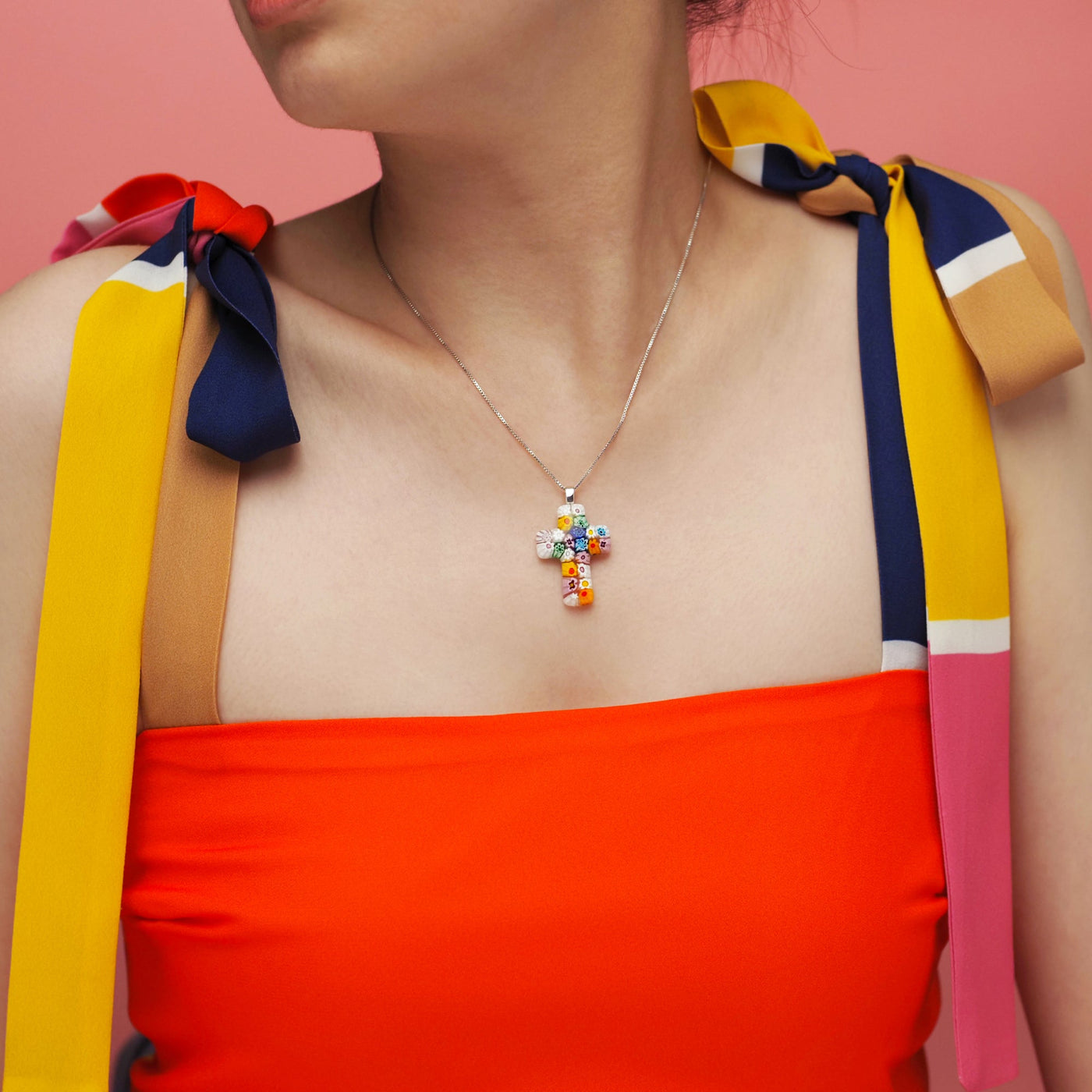 Cross in Bloom 碎花十字架頸鏈 - 2mm濶 低敏感316L鈦鋼 - 吊墜頸鏈