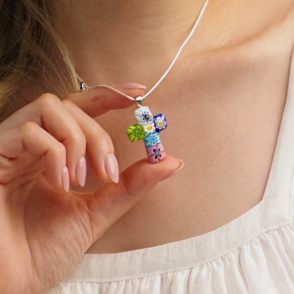 Cross in Bloom 十字架吊墜頸鏈 - 2mm濶 低敏感316L鈦鋼 - 吊墜頸鏈