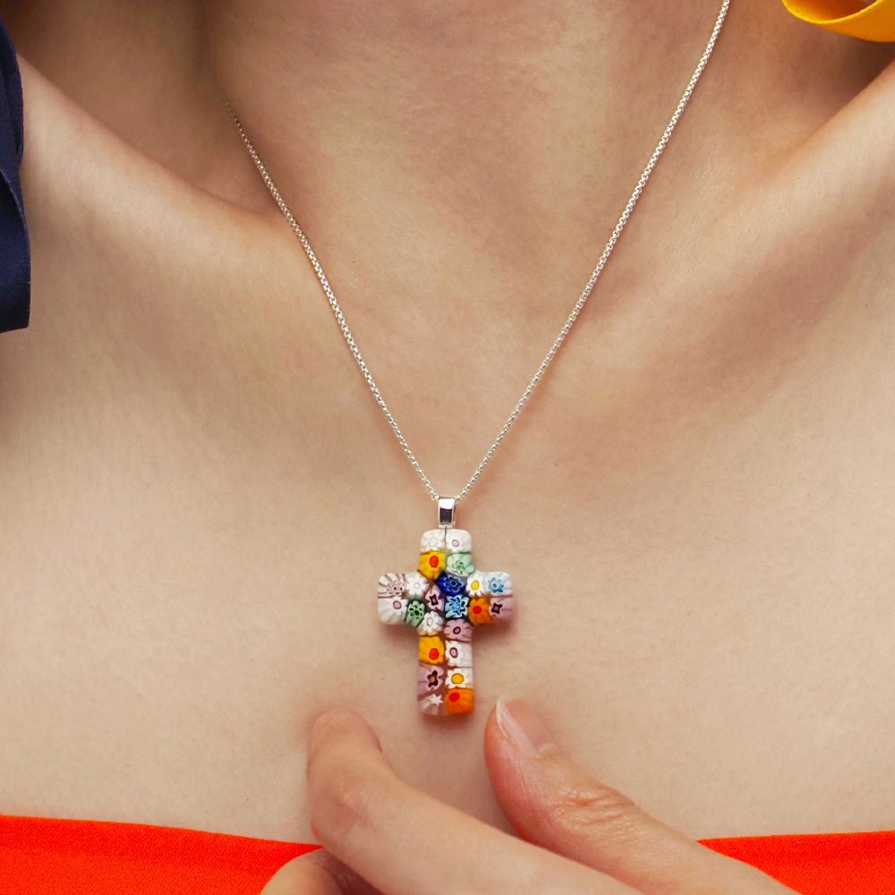 Cross in Bloom 碎花十字架頸鏈 - 2mm濶 低敏感316L鈦鋼 - 吊墜頸鏈