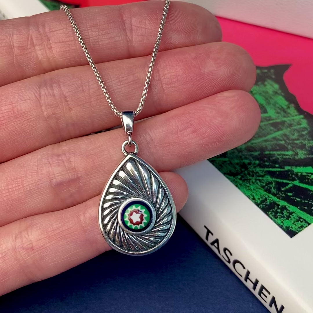 快樂之淚吊墜頸鏈