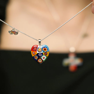 Nine in Passion 心形吊墜頸鏈