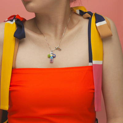 Cross in Bloom 十字架吊墜頸鏈 - 碎花 - 吊墜頸鏈